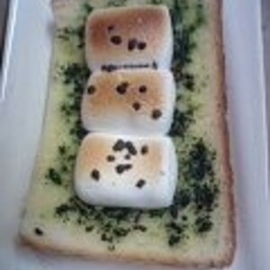 マシュマロジュワッと♡ほろ苦コーヒー青汁トースト